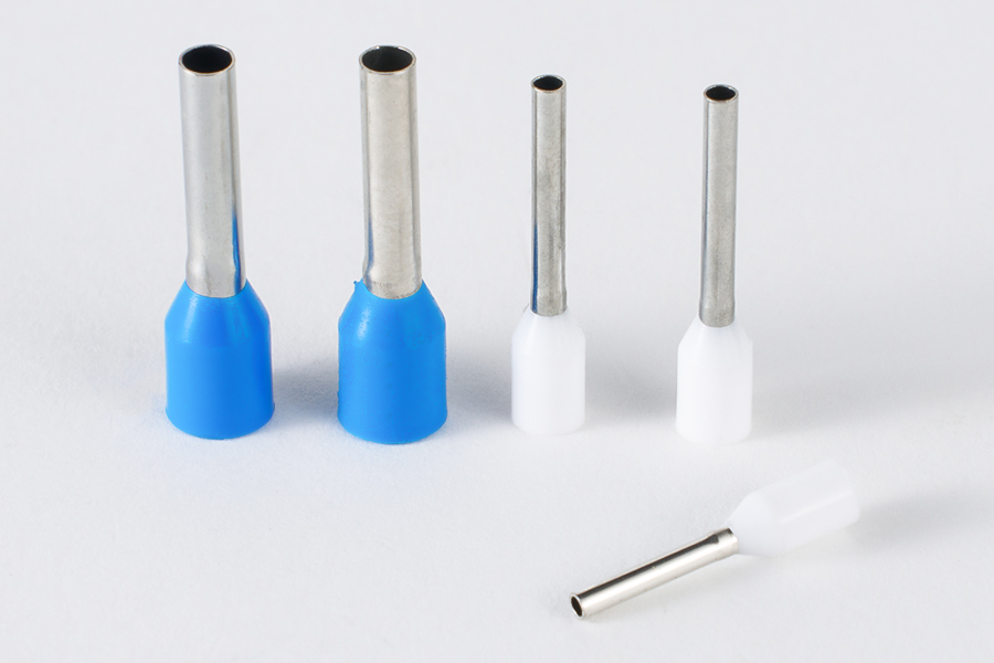 Insulated Easy Entry Cord End Terminal (Produce By Inject Machine)