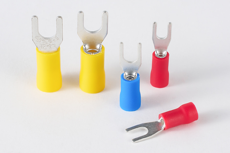 Vinyl Insulated Locking Spade Terminal