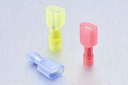 Double Crimp Nylon Fully Insulated Male Disconnector