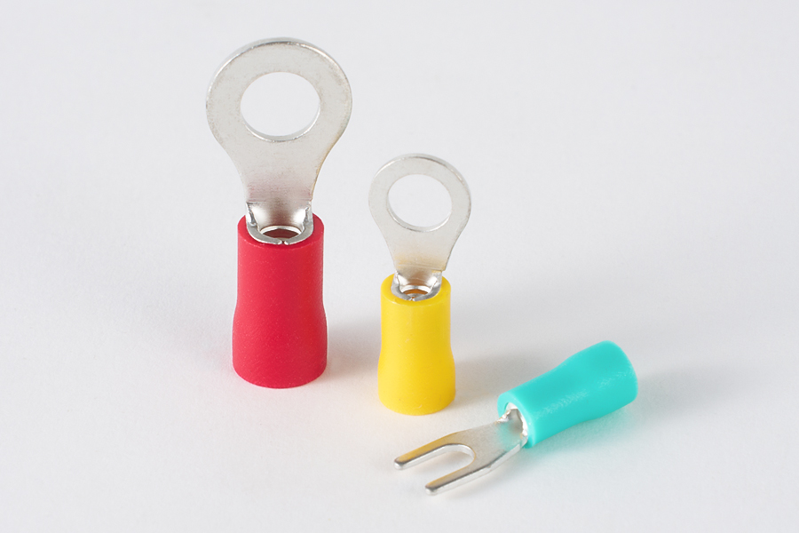 Double Crimp Vinyl Insulated Ring Terminal